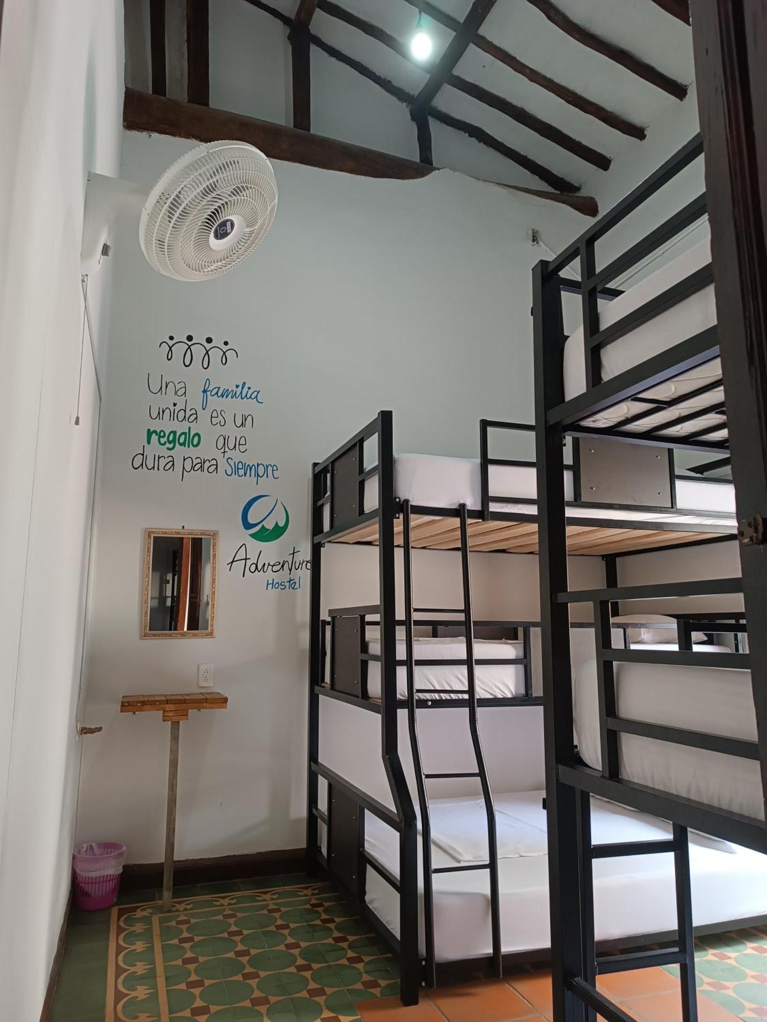 The Best Adventure Hostel 산힐 외부 사진